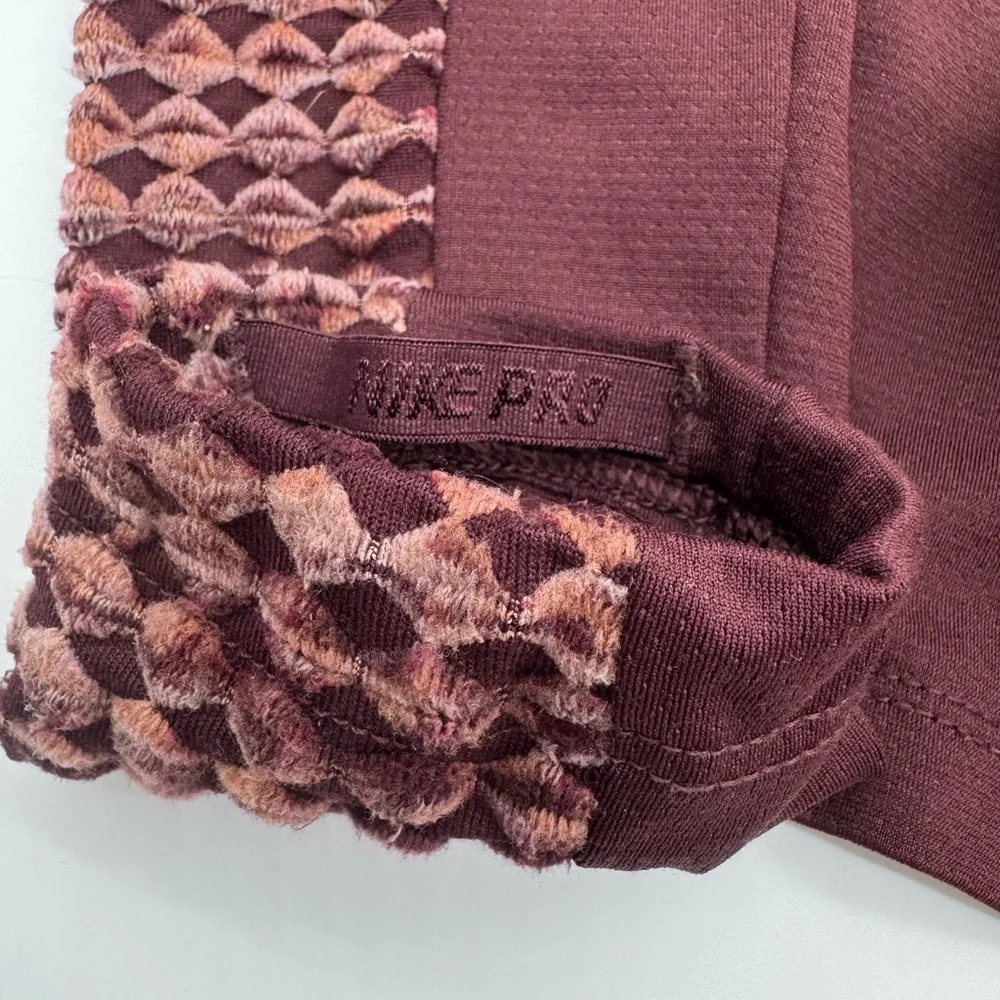 Nike‎ Pro Hyper Warm Women's Burgundy Textured Cowl Neck Pullover, Size Medium